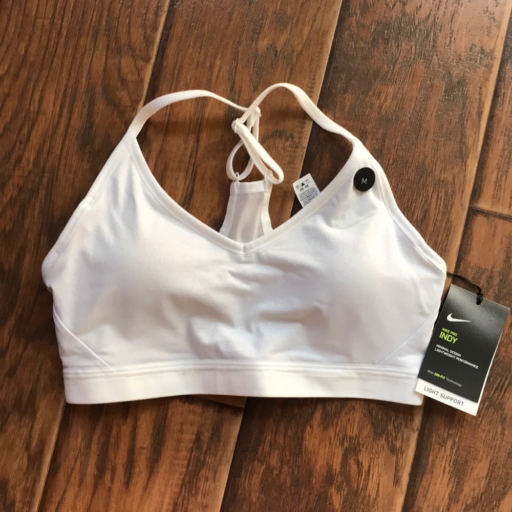 Women’s Nike Pro INDY sports bra